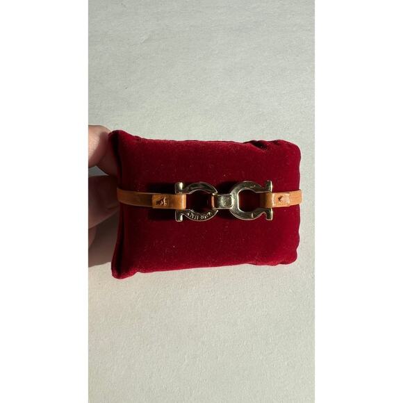 NEW Ferragamo Timeless Chic Gancini Double Brown Leather Gold Tone Bracelet - Picture 11 of 14
